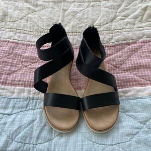 Time and Tru black sandals size 7 with comfort soles.